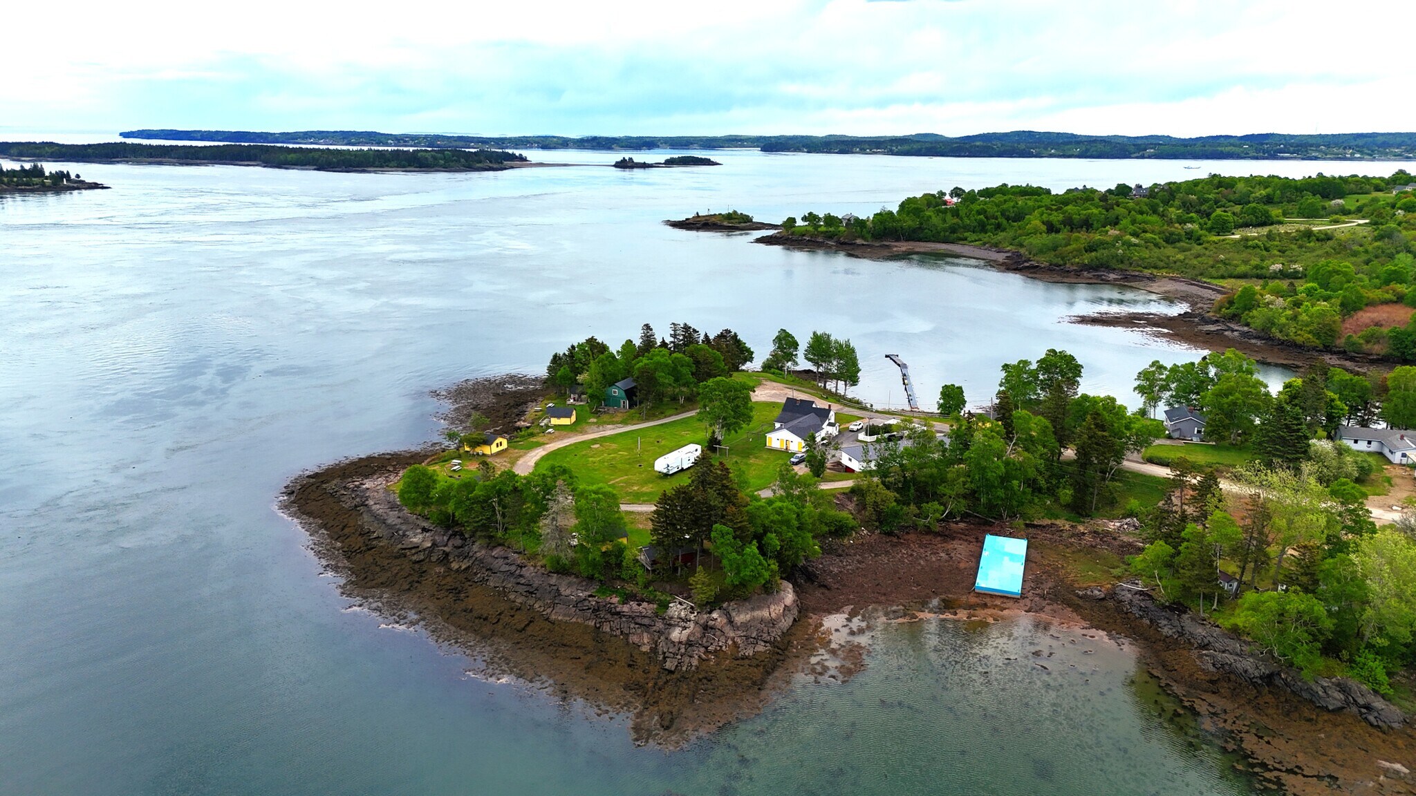 24 Harris Point Rd, Eastport, ME à vendre Photo du bâtiment- Image 1 de 70