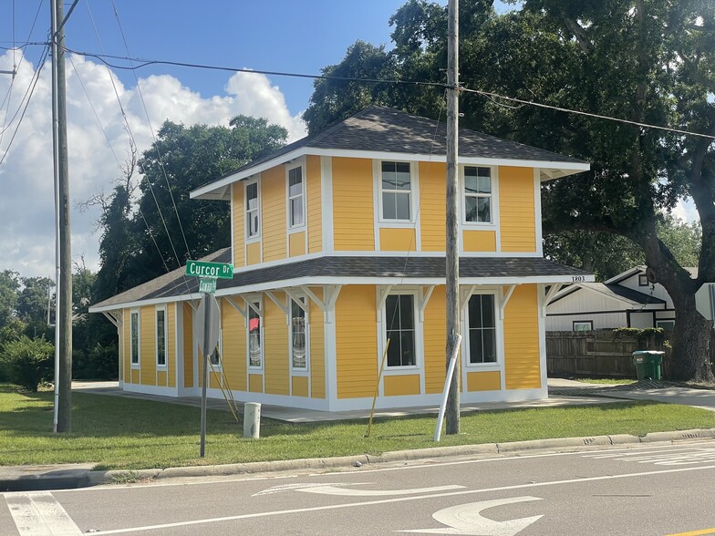 1803 Curcor Dr, Gulfport, MS for lease - Building Photo - Image 2 of 11