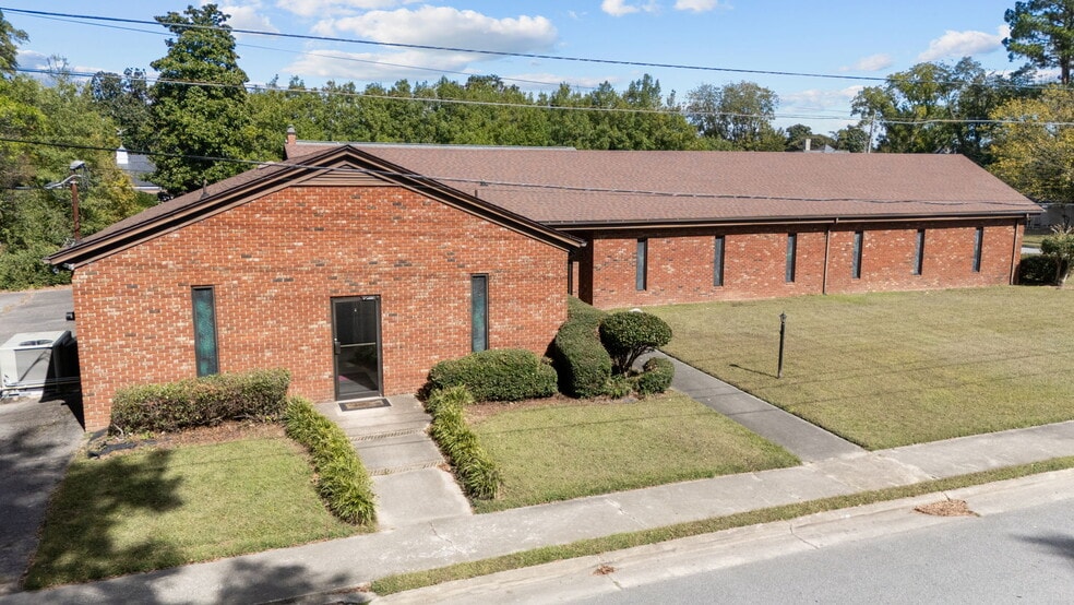 4334 W Pine St, Farmville, NC for sale - Building Photo - Image 2 of 92