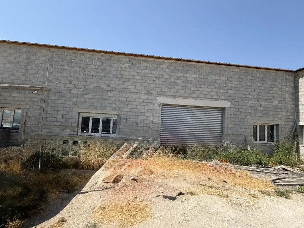Flex in Lançon-Provence for sale Building Photo- Image 1 of 3