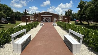 Plus de détails pour 13980 232nd St, Miami, FL - Spécialité à vendre