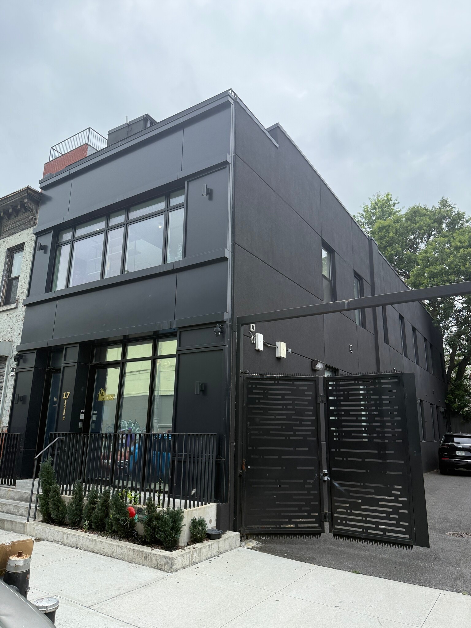 17 Herkimer Pl, Brooklyn, NY for lease Building Photo- Image 1 of 11