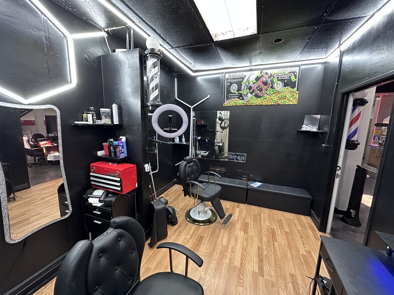 3500 21st St, Bakersfield, CA for lease - Building Photo - Image 3 of 16