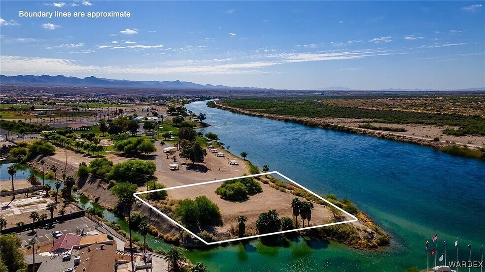 490 Riverview Dr, Bullhead City, AZ à vendre - Photo principale - Image 1 de 16