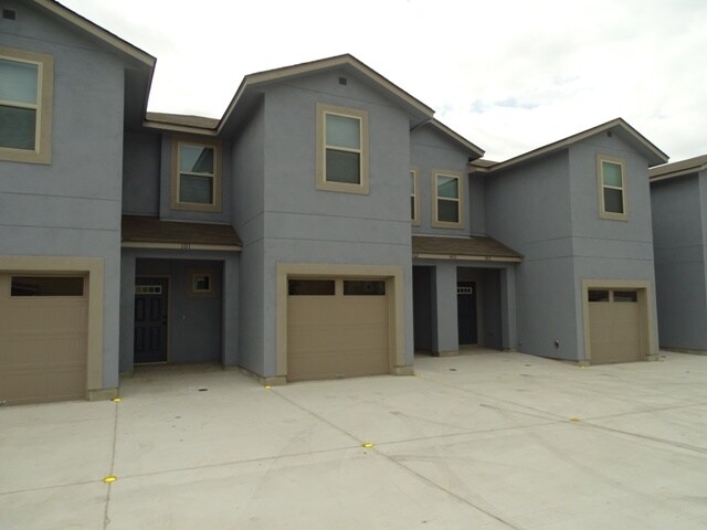 14111 Fratelli Rd, San Antonio, TX à vendre - Photo du bâtiment - Image 2 de 47