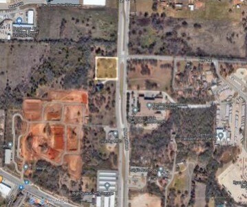 SWC N Mayhill Dr & Mills & Hummingbird, Denton, TX à vendre - Aérien - Image 2 de 4