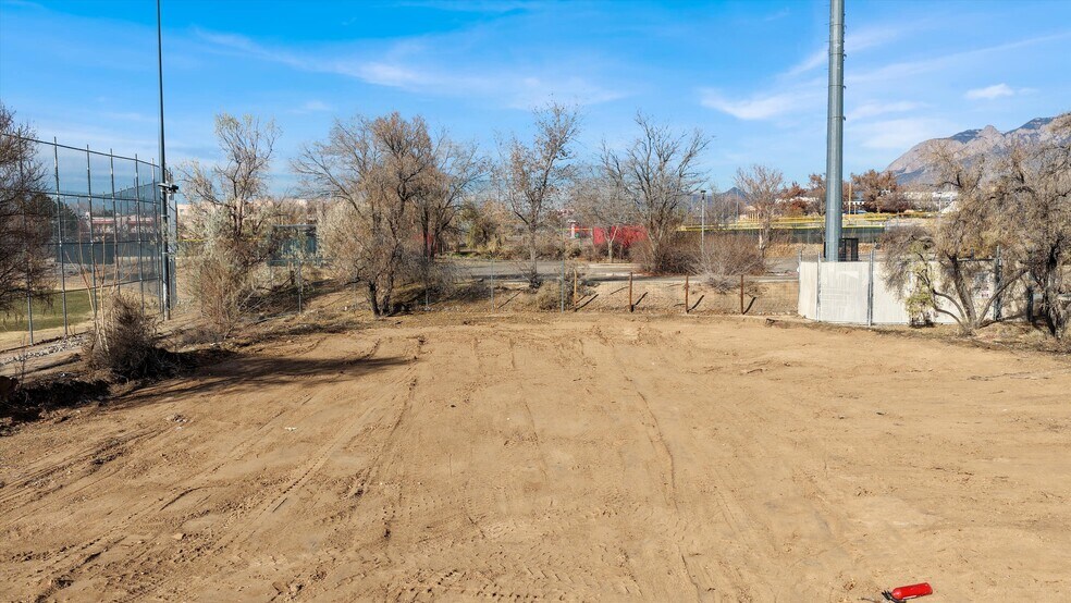 4565 Juan Tabo Blvd NE, Albuquerque, NM for sale - Building Photo - Image 2 of 21