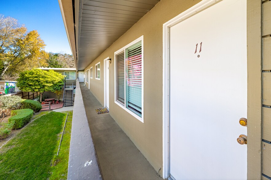 505 Brizzolara St, San Luis Obispo, CA à vendre - Photo du bâtiment - Image 3 de 22