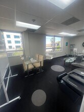 1900 Main St, Sarasota, FL for lease Interior Photo- Image 1 of 3