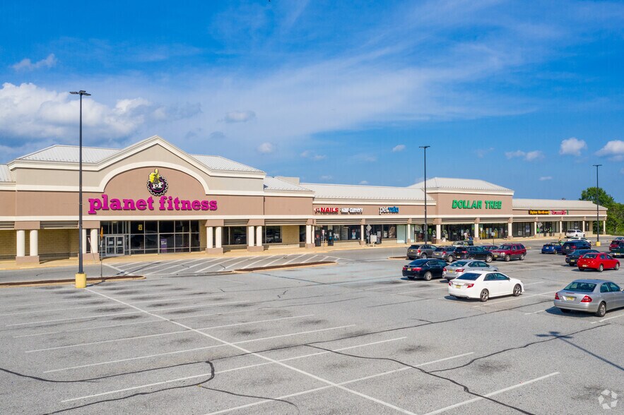 75-87 S White Horse Pike, Hammonton, NJ à louer - Photo du bâtiment - Image 2 de 6