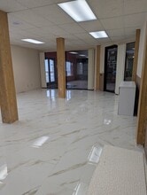311 E Wisconsin St, Portage, WI for lease Interior Photo- Image 1 of 3