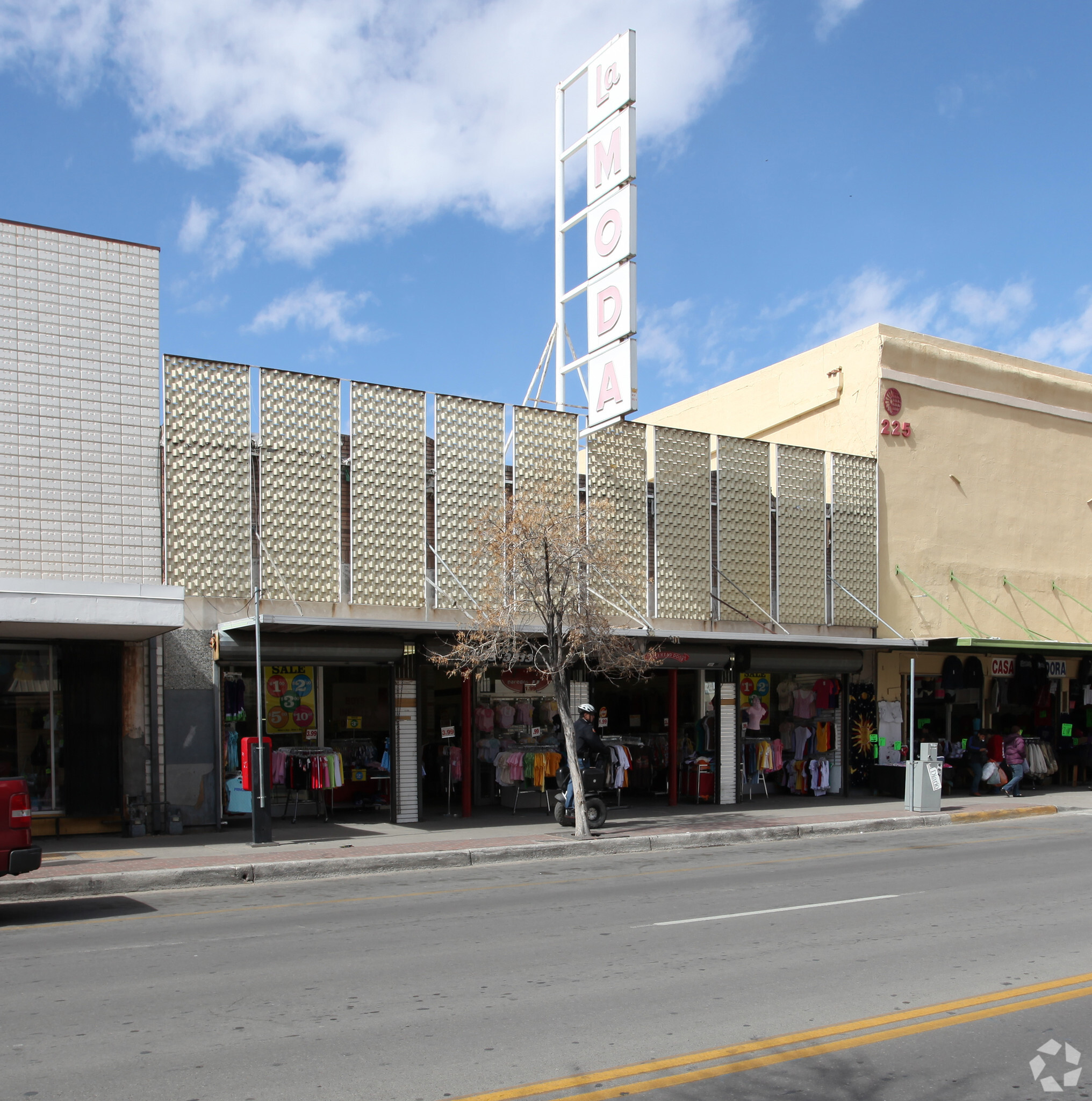 301 S Stanton St, El Paso, TX for sale Primary Photo- Image 1 of 12