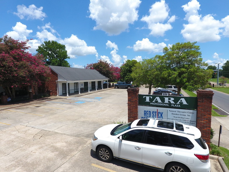 888 Tara Blvd, Baton Rouge, LA for sale - Building Photo - Image 1 of 1