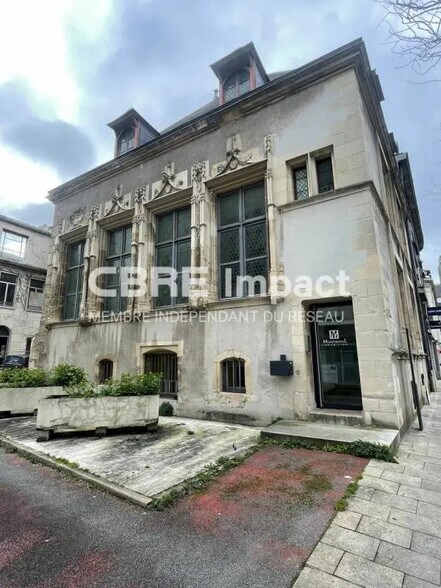 Bureau dans Reims à louer - Photo du bâtiment - Image 2 de 2