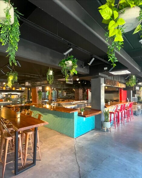 268 SW 8th St, Miami, FL à louer - Photo intérieure - Image 3 de 19