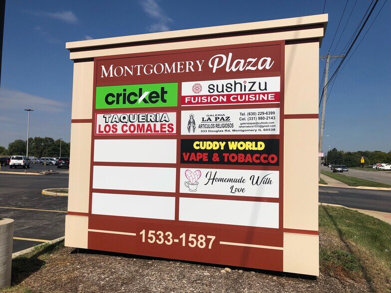 1533-1587 Douglas Rd, Montgomery, IL à louer - Photo du bâtiment - Image 2 de 4