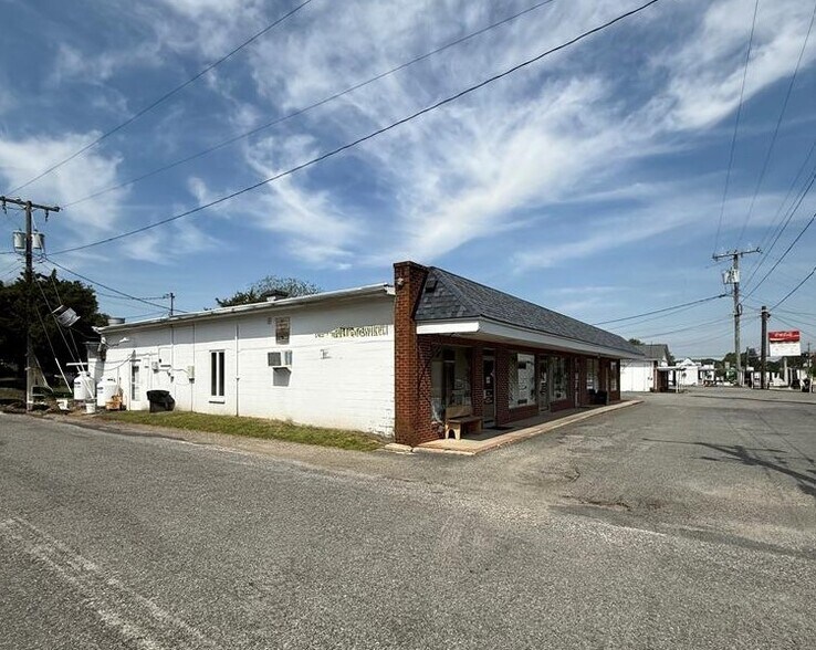 5422 Mary Ball Rd, Lancaster, VA à vendre - Photo du bâtiment - Image 3 de 4