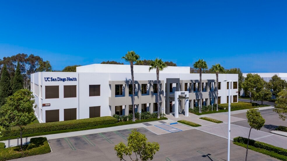 4790 Eastgate Mall, San Diego, CA for lease - Building Photo - Image 3 of 29