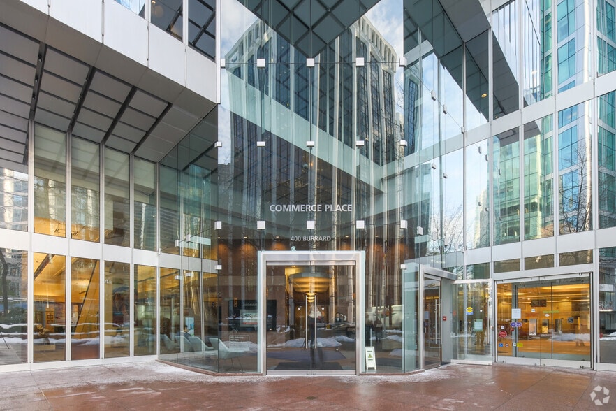 400 Burrard St, Vancouver, BC à louer - Photo du bâtiment - Image 2 de 11