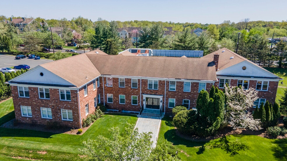 672 Highway 202, Bridgewater, NJ à louer - Photo du bâtiment - Image 1 de 10