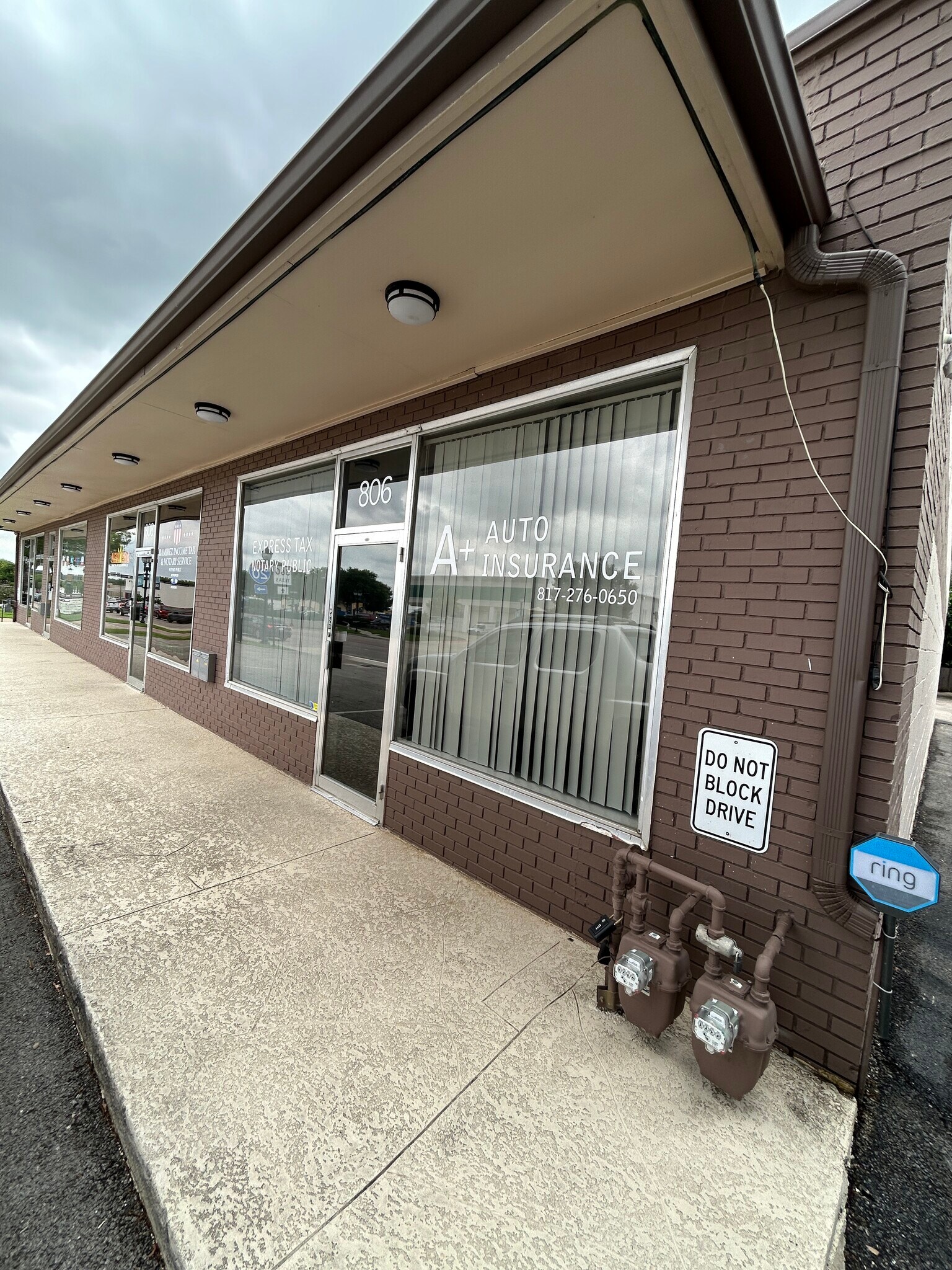 806-812 E Abram St, Arlington, TX à louer Photo du bâtiment- Image 1 de 32