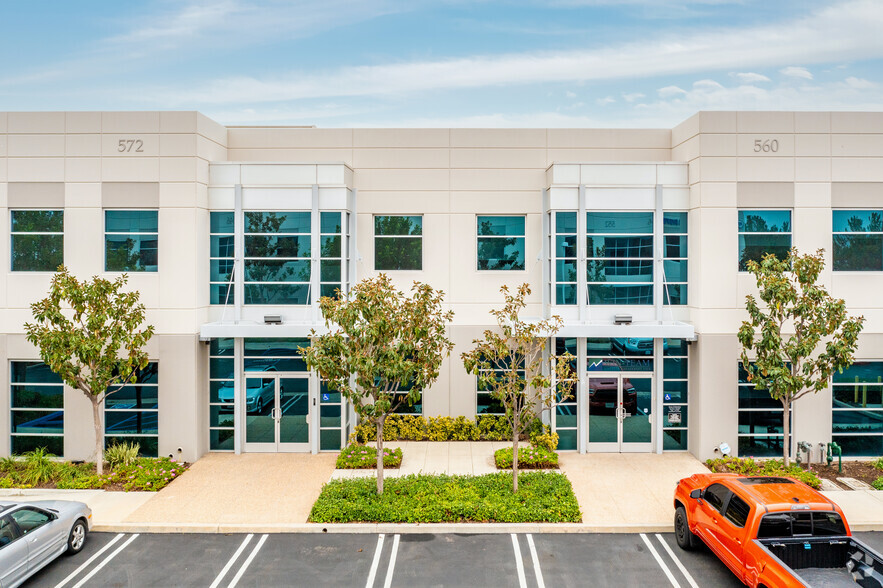 560-572 Wald, Irvine, CA for lease - Building Photo - Image 3 of 4