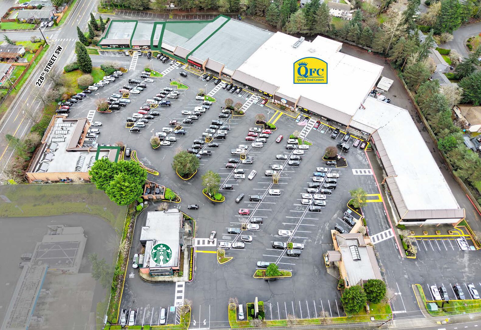 22803 44th Ave W, Mountlake Terrace, WA à louer Photo du bâtiment- Image 1 de 2