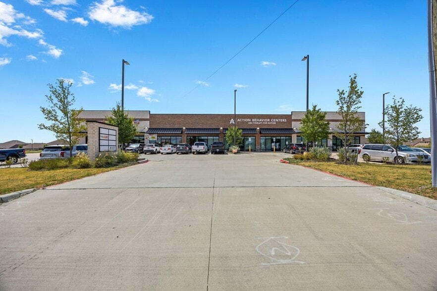 2111 McKinney St, Melissa, TX for sale - Building Photo - Image 2 of 14