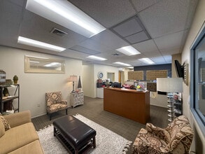 3430 Woodbridge Ct, York, PA for lease Interior Photo- Image 2 of 9