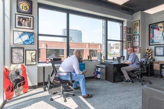 405 W Superior St, Chicago, IL for lease Interior Photo- Image 2 of 4