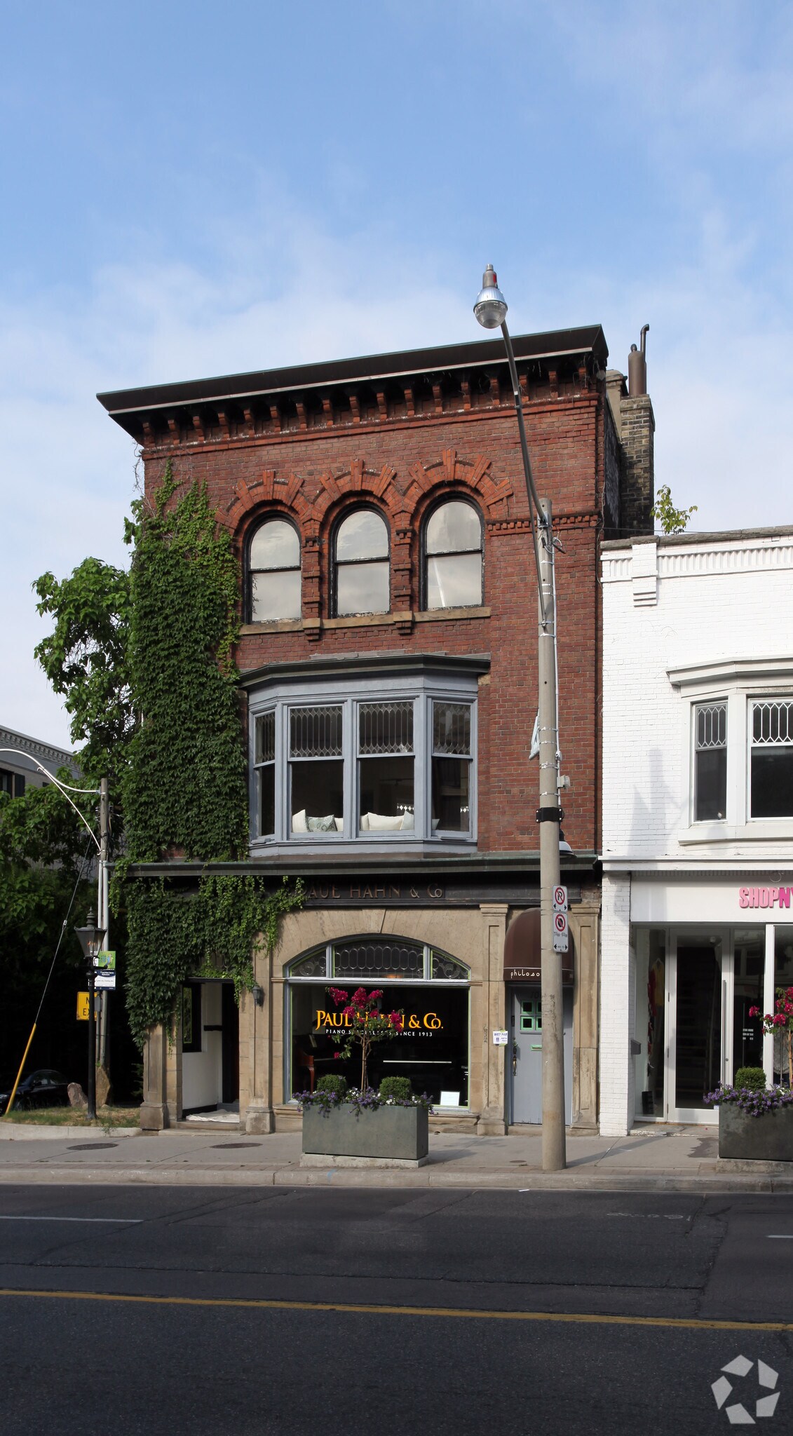 1058 Yonge St, Toronto, ON for sale Primary Photo- Image 1 of 1