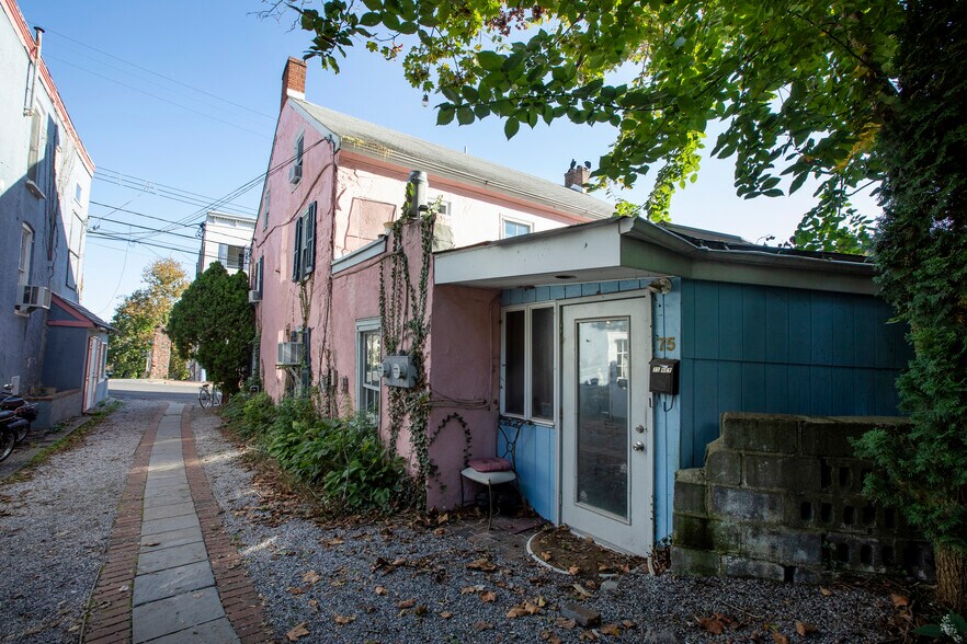 11 W Mechanic St, New Hope, PA à vendre - Photo du bâtiment - Image 2 de 5