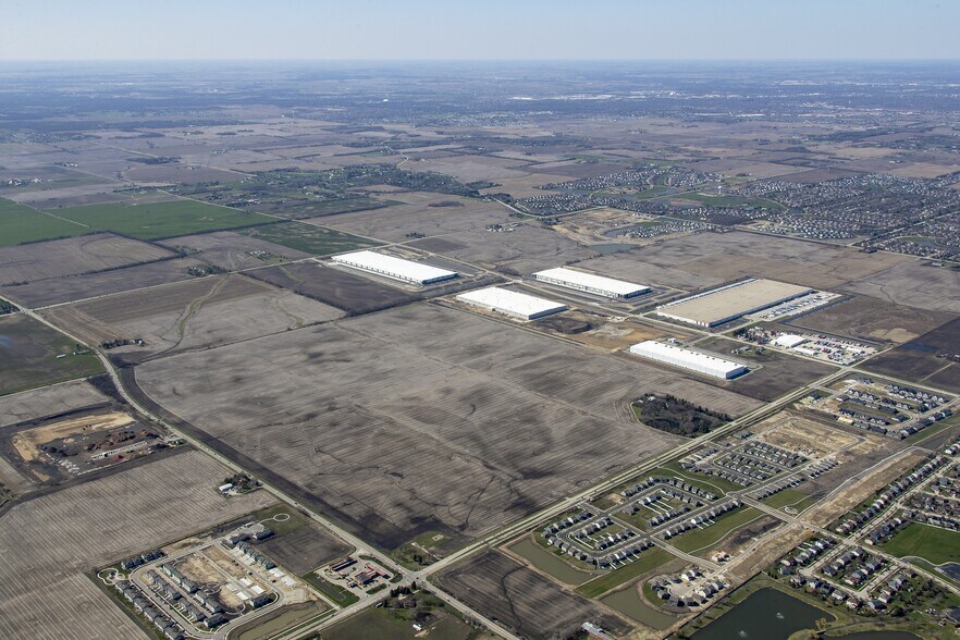 143rd Street and S Steiner Rd, Plainfield, IL à louer - Photo du bâtiment - Image 3 de 4
