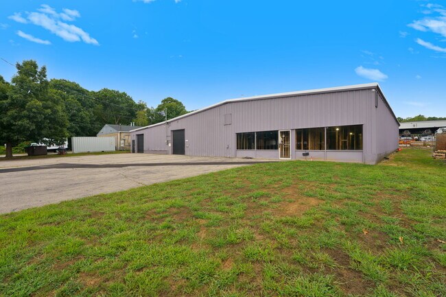 More details for 31 Wilclar St, Warwick, RI - Industrial for Lease