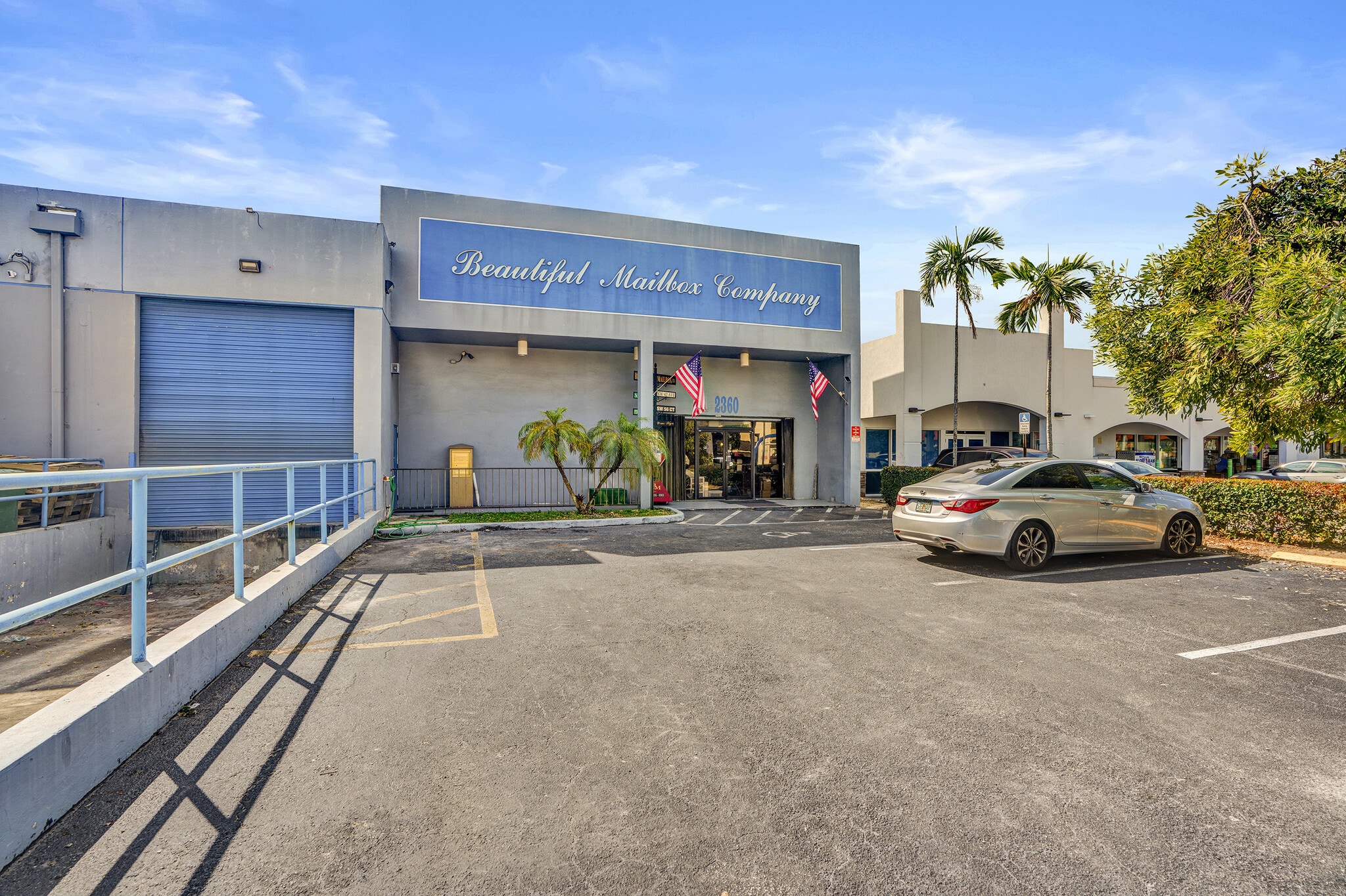 2360 W 76th St, Hialeah, FL à vendre Photo du bâtiment- Image 1 de 17