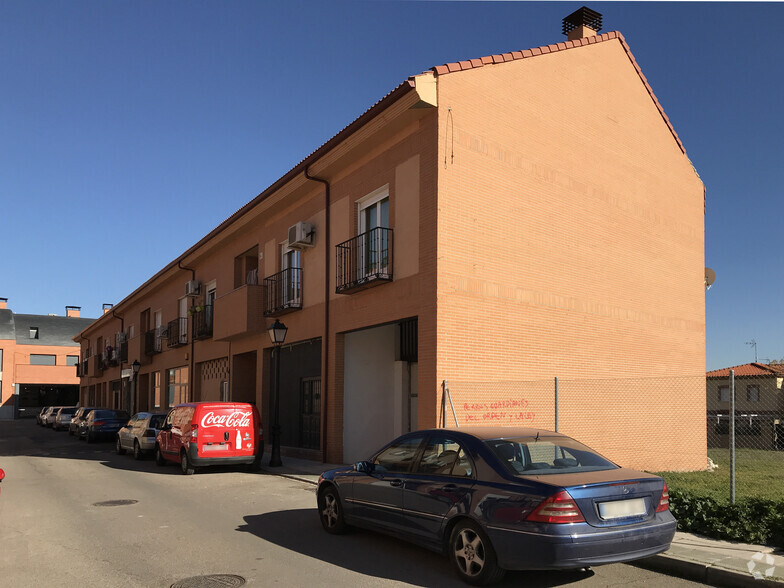 Travesía Río, 14, El Viso de San Juan, Toledo for sale - Building Photo - Image 3 of 3