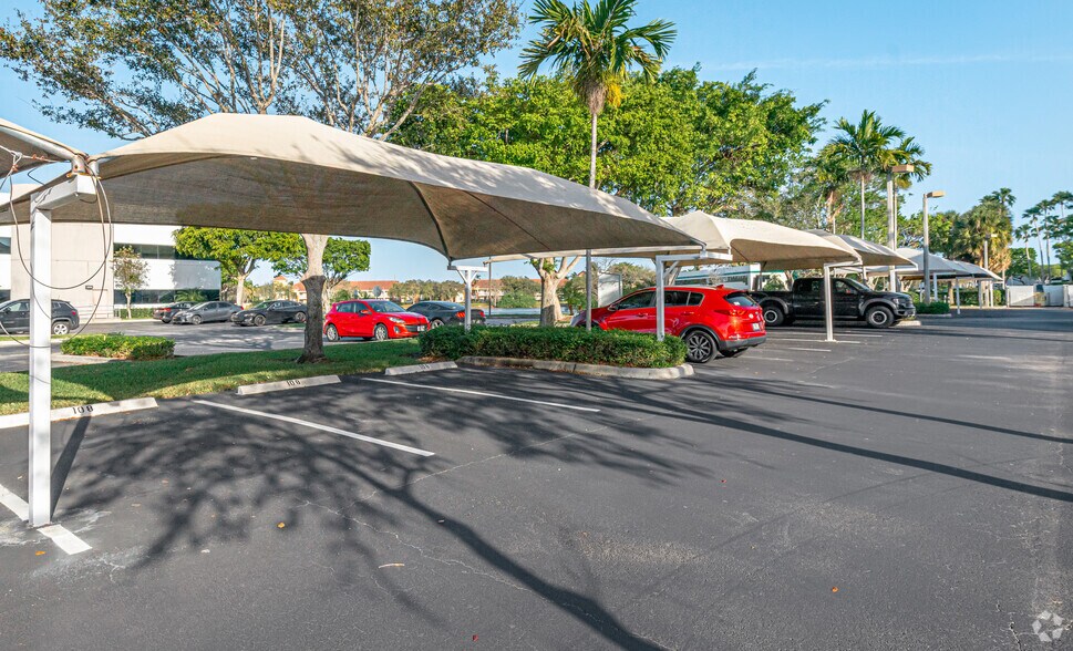 7800 Congress Ave, Boca Raton, FL à louer - Photo du bâtiment - Image 2 de 8