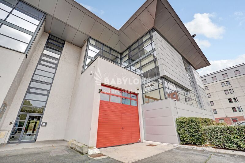 9 Rue Du Haras, Nanterre à louer - Photo du bâtiment - Image 2 de 20