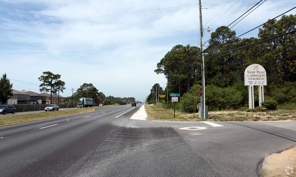 1930-1998 Highway 98, Mary Esther, FL à vendre - Photo principale - Image 1 de 3