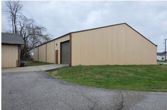1430 E Springhill Dr, Terre Haute, IN for lease Building Photo- Image 2 of 3