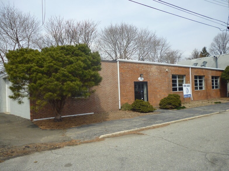 15 Hemlock St, Bridgeport, CT for lease - Building Photo - Image 2 of 2