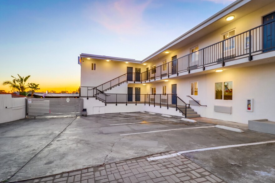 1315 Morena Blvd, San Diego, CA à vendre - Photo du bâtiment - Image 3 de 19