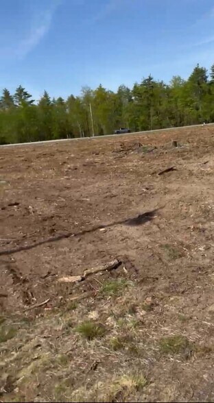 820 Ossipee Trl W, Standish, ME à louer - Photo du bâtiment - Image 2 de 4