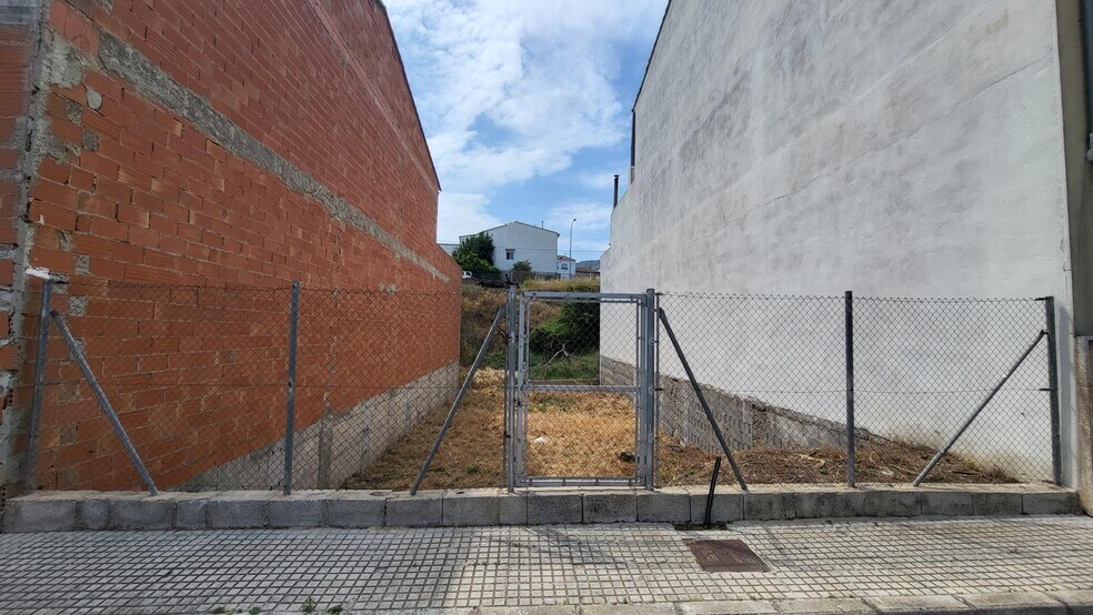 Carrer Llavador, 16, Montichelvo, Valencia à vendre - Photo du bâtiment - Image 1 de 5