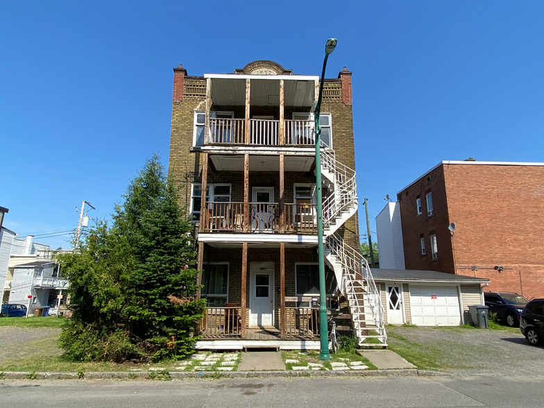 1131 Av Lévis, Shawinigan, QC à vendre - Photo principale - Image 1 de 2