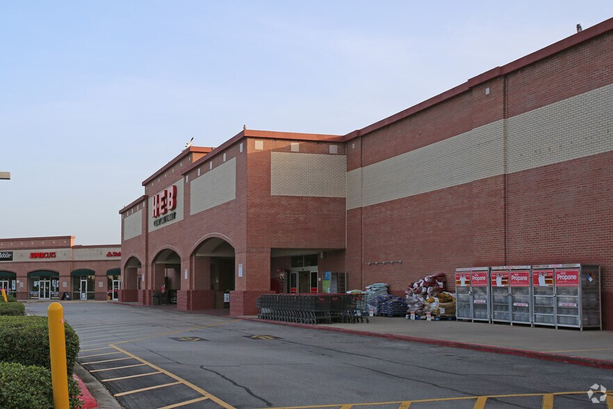 16811 El Camino Real, Houston, TX à vendre - Photo du bâtiment - Image 2 de 6