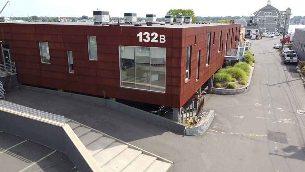 132 Water St, Norwalk, CT à louer - Photo du bâtiment - Image 2 de 3