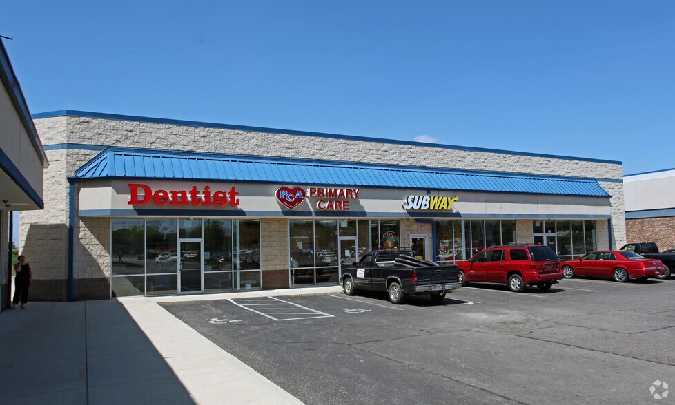 510-590 W Main St, New Lebanon, OH à louer - Photo du bâtiment - Image 2 de 9