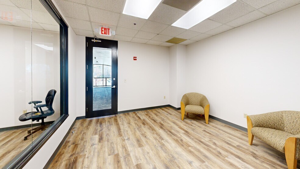 3675 Crestwood Pkwy NW, Duluth, GA à louer - Numérisation 3D de Matterport - Image 2 de 20