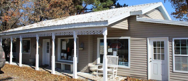 More details for 21588 HWY 71, Winslow, AR - Retail for Sale